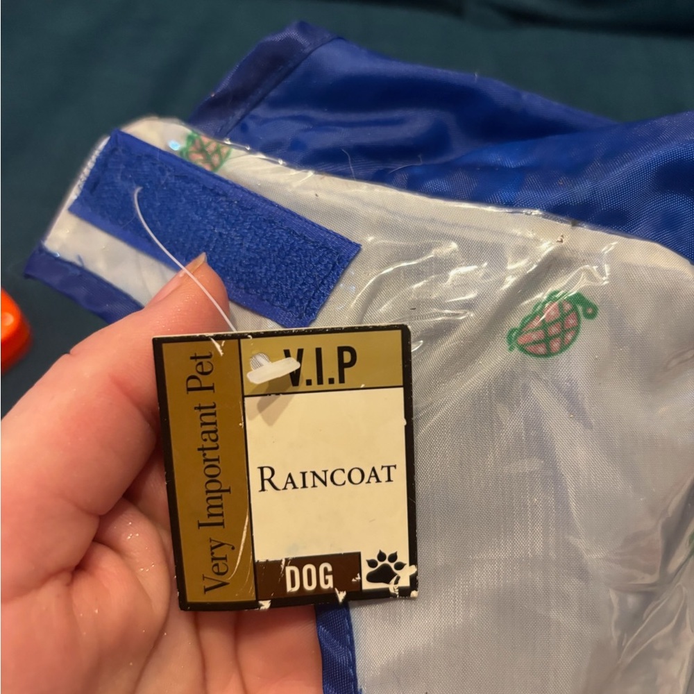 NWT Very Important Pet raincoat with turtle print dog coat doggie 🐶 pup